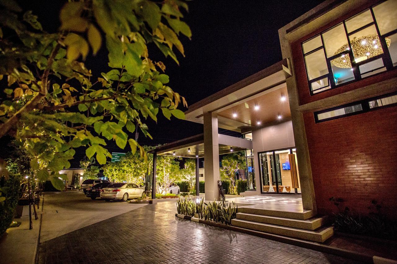 Bunprasop Garden Hotel Nakhon Si Thammarat Ngoại thất bức ảnh
